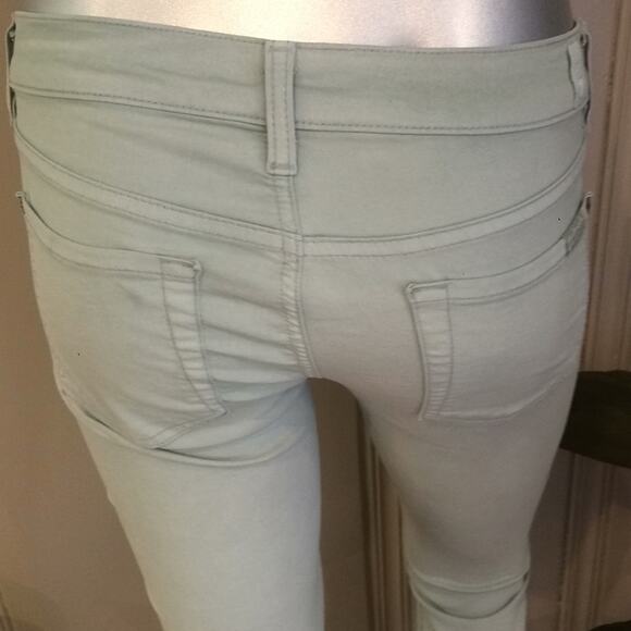 7 for all mankind Mid Rise Cropped Skinny Mint Green Jeans Women's Size 28 - Picture 5 of 10
